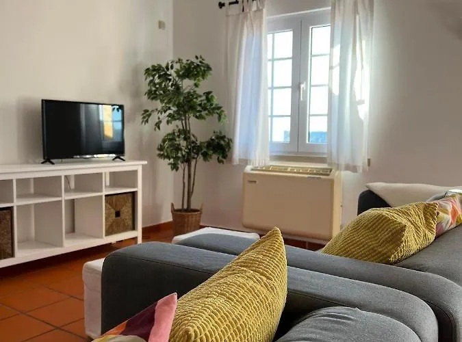 Casa Do Rio * Abrantes